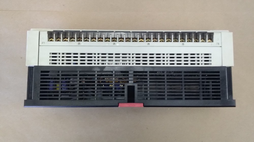 SCHNEIDER ELECTRIC TSX1724012 TELEMECANIQUE TSX 17 PROCESSOR CONTROLLER