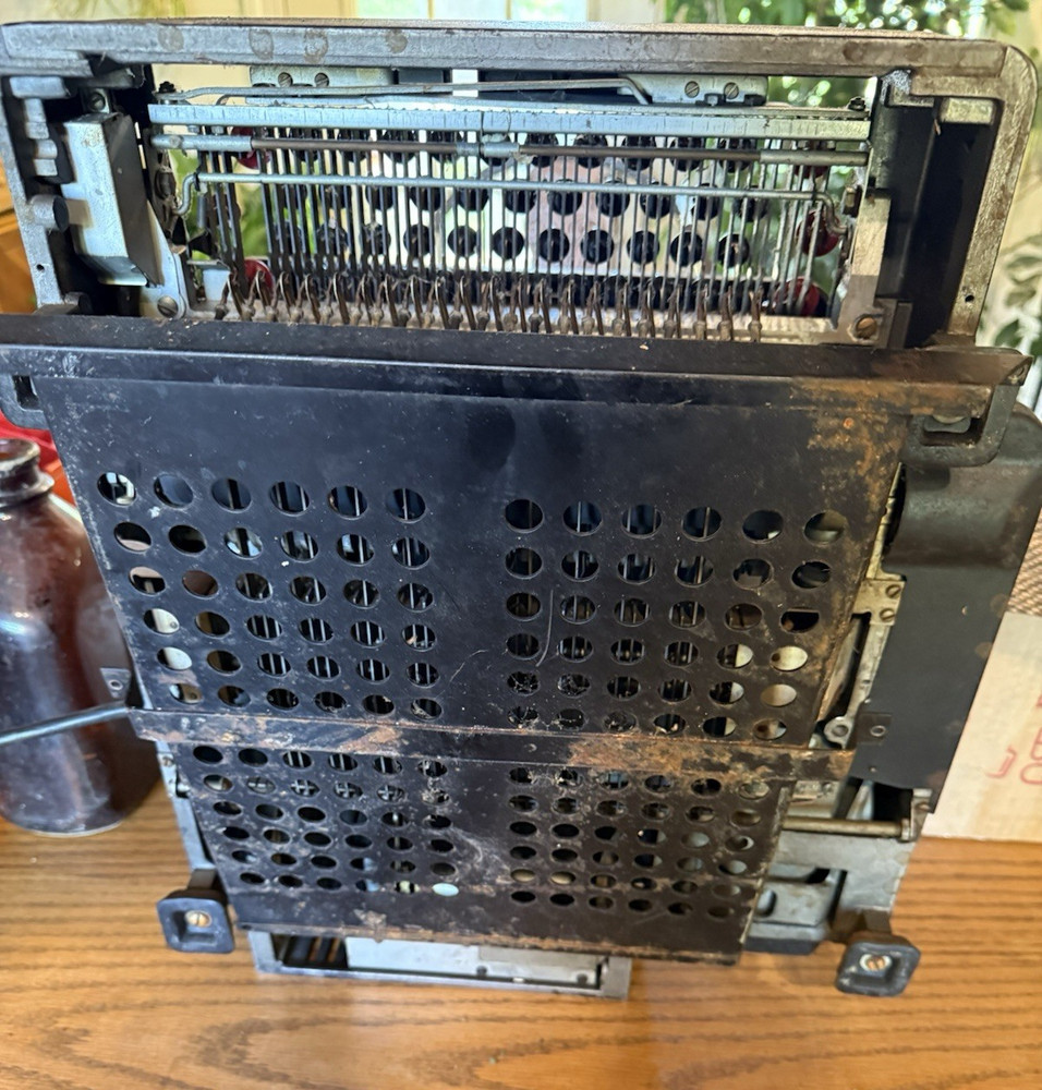 Electromatic Electric Typewriter Model A (1) - IBM - works