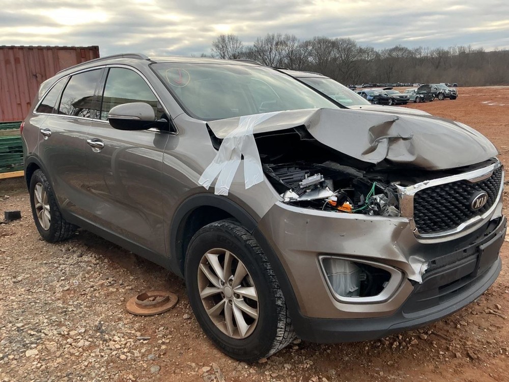 SORENTO 2017 Glove Box 4936633