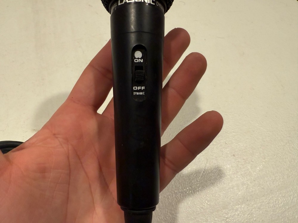 Lasonic Dynamic Vocal Instrument Undirectional Microphone