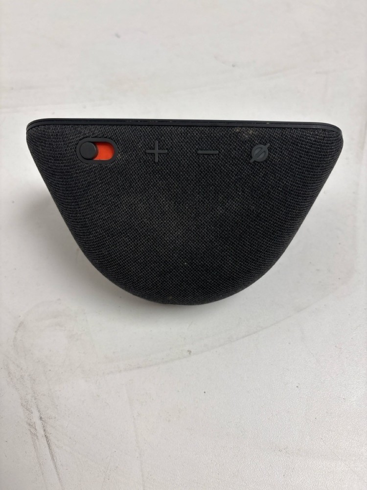 AMAZON ECHO 3GEN W/CHARGER (P08034404)