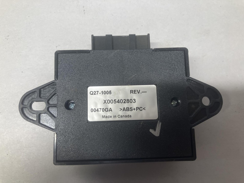 Buzzer or Alarm: PACCAR BUZZER MODULE W/ 2 PLUGS - Used