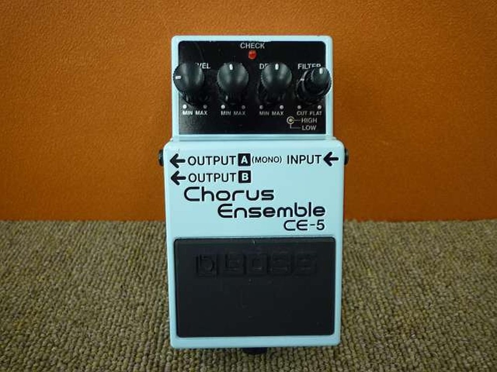 Boss Ce-5 Chorus Ensemble