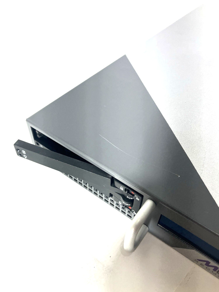 M86 Security Firewall 300-001-001