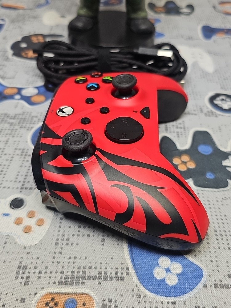 PDP Spirit Red WIRED CONTROLLER WITH POWERA BRAIDED CABLE READ DESCRIPTION