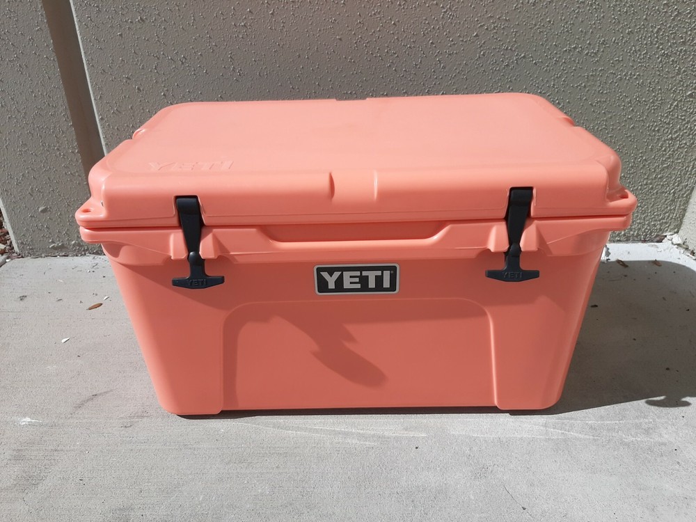 Yeti Tundra 45 Cooler