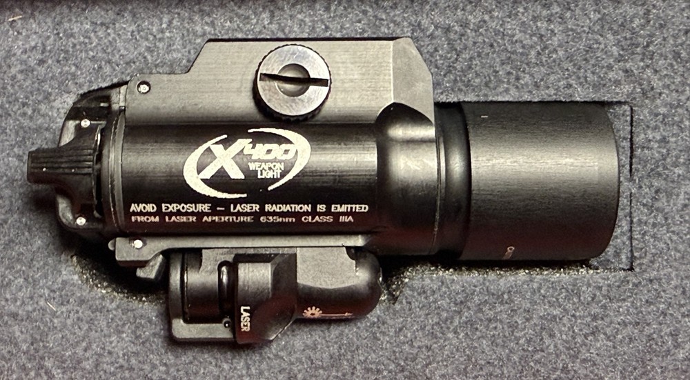 Surefire X400 Weaponlight w/Laser
