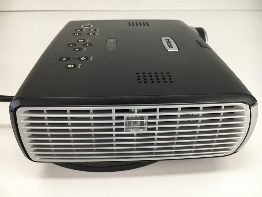 InFocus DLP Projector IN32