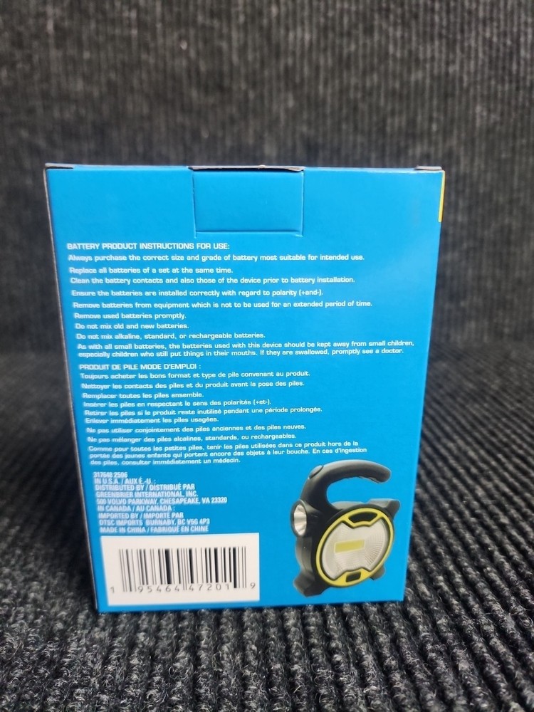 Portable Work Light, 2 Light Sources NIB