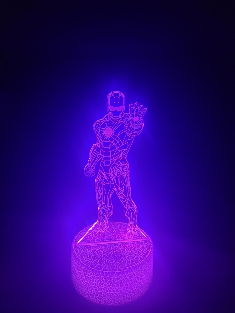 3d lamp illusion Iron man Comics