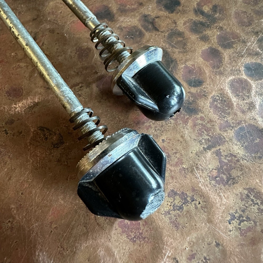 Vintage Maillard Quick Release Skewer Set, Silver, 100/135 mm, Pair