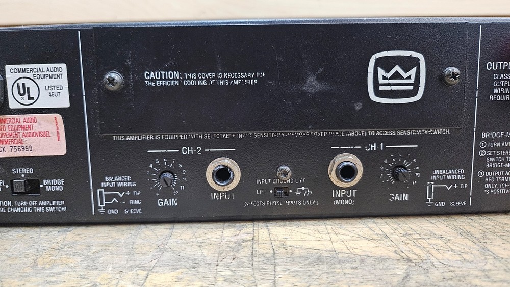 Crown 800 CSL Professional Audio Amplifier