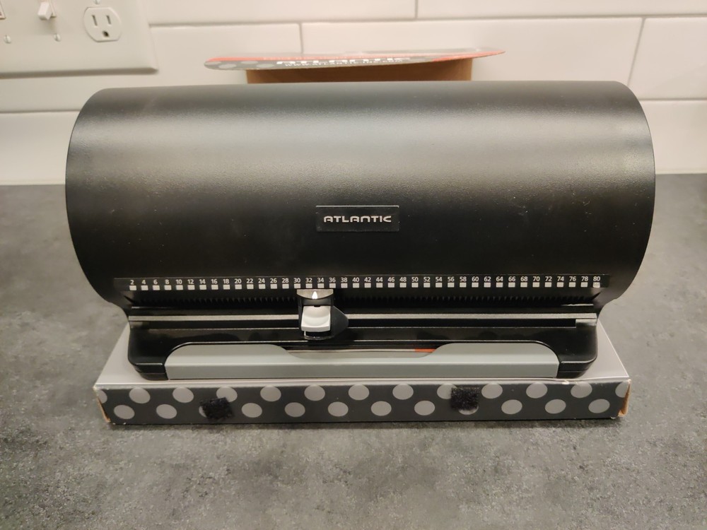 NEW Atlantic Disc Manager 80 CD DVD Game Disk Storage Holder Organizer Selector