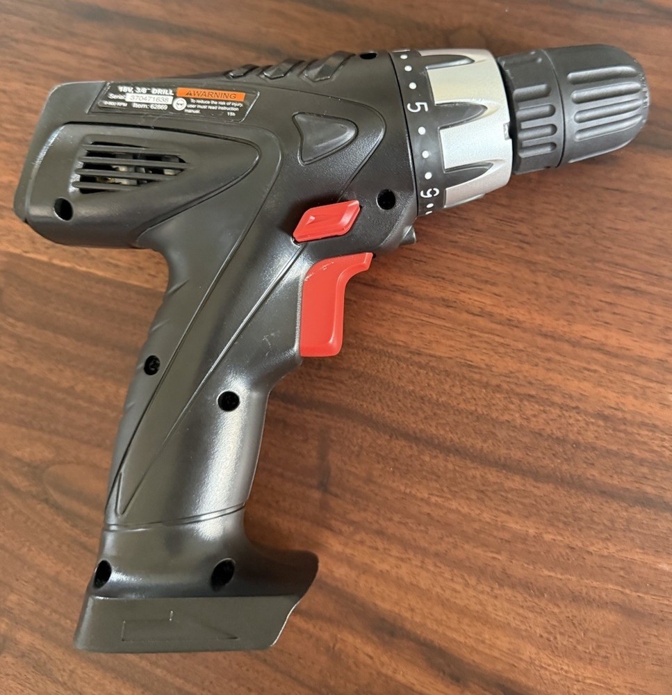 Cordless Drill 18 Volt 3/8" with Keyless Chuck Drill Master 62869