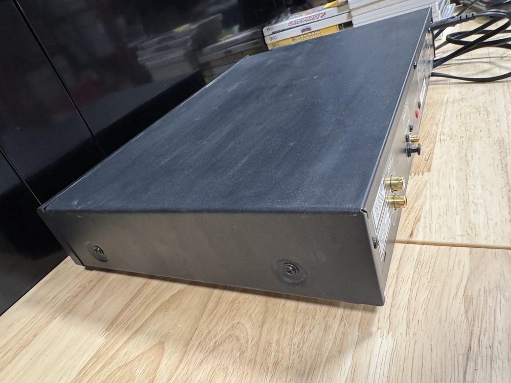 NAD C546BEE Single CD Player Without Remote with USB and Optical Outputs