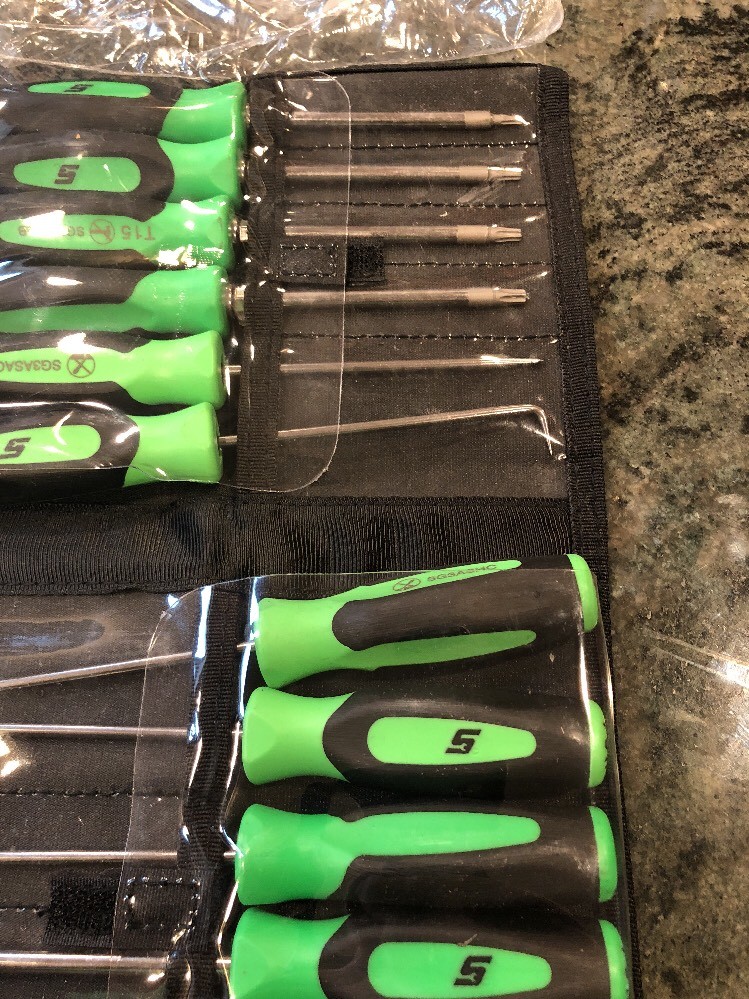Snap On sgmini12ag 12 pc mini pic, screwdriver & torx set