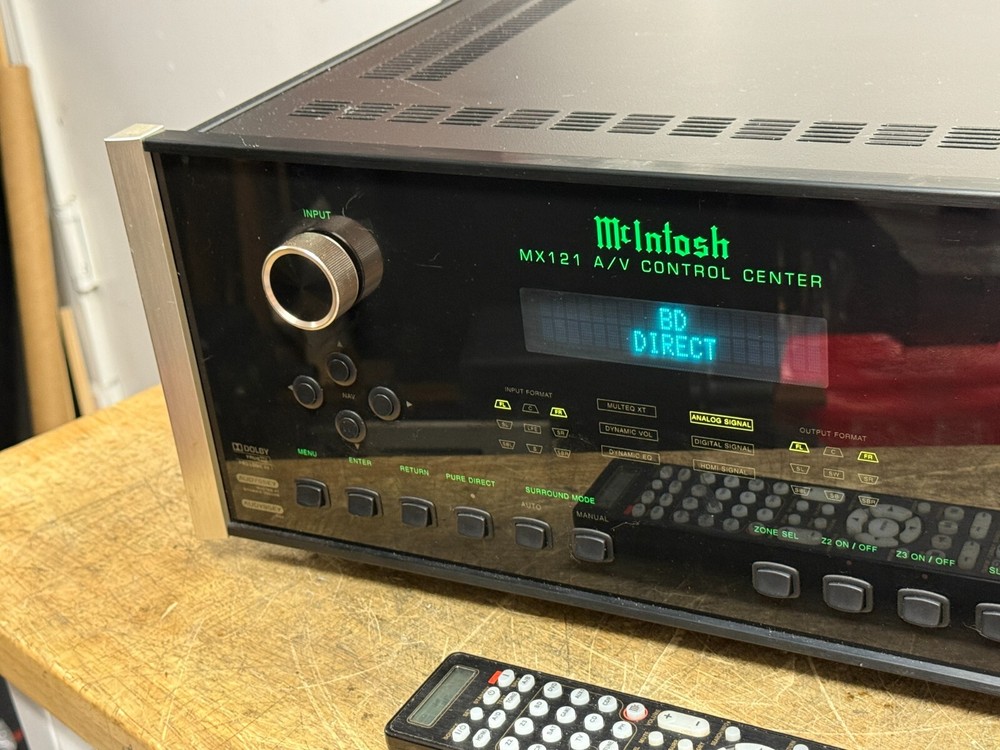 McIntosh MX121 Audio Video Control Center