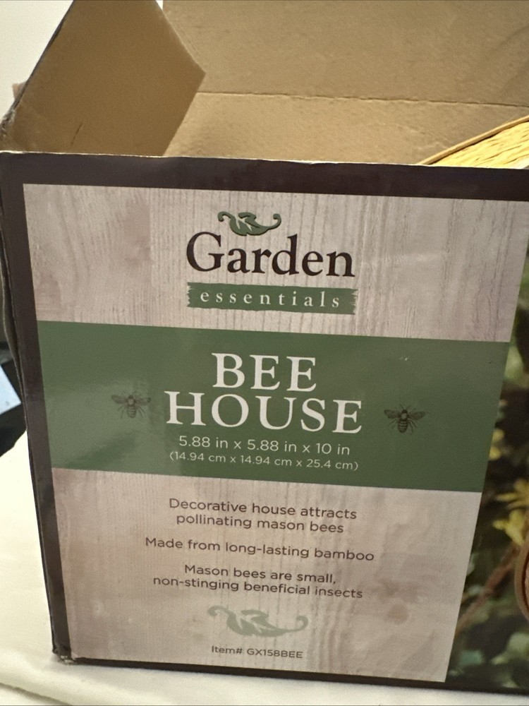 Garden Essentials Mason Bee House NEW