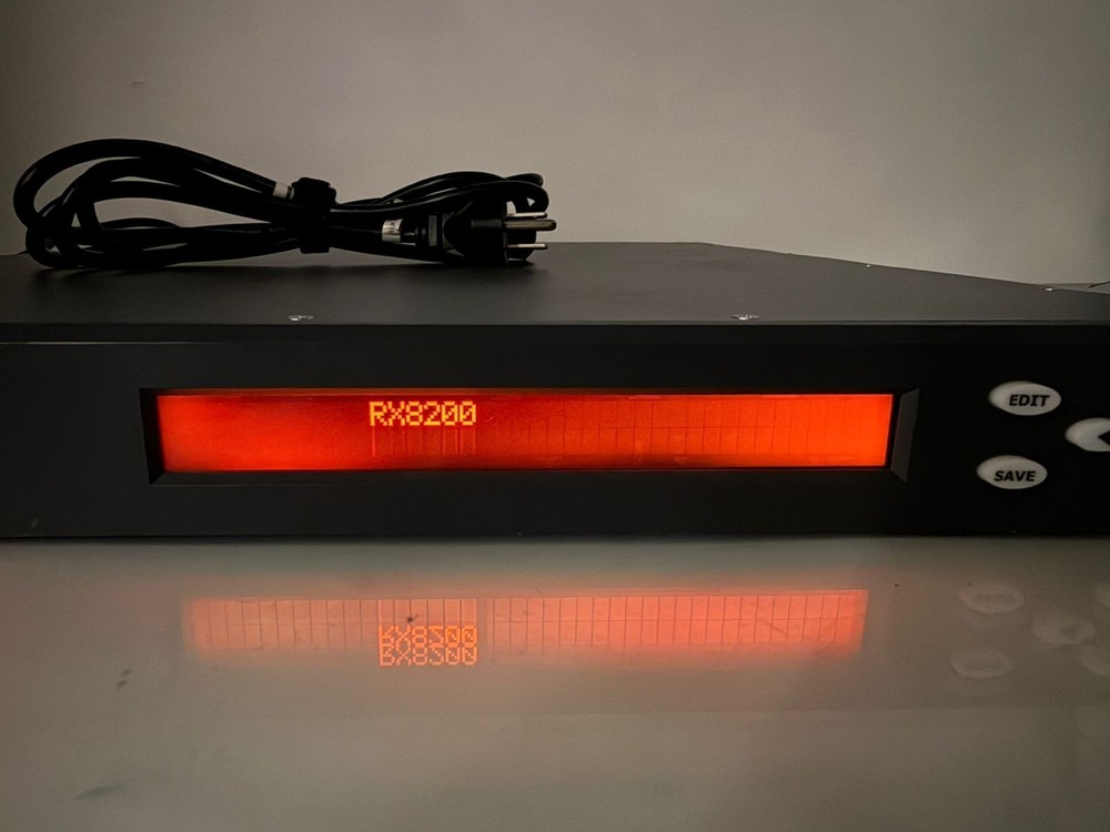 Tandberg RX8200 MPEG2 /MPEG4 SD DVB-S2 8PSK Receiver