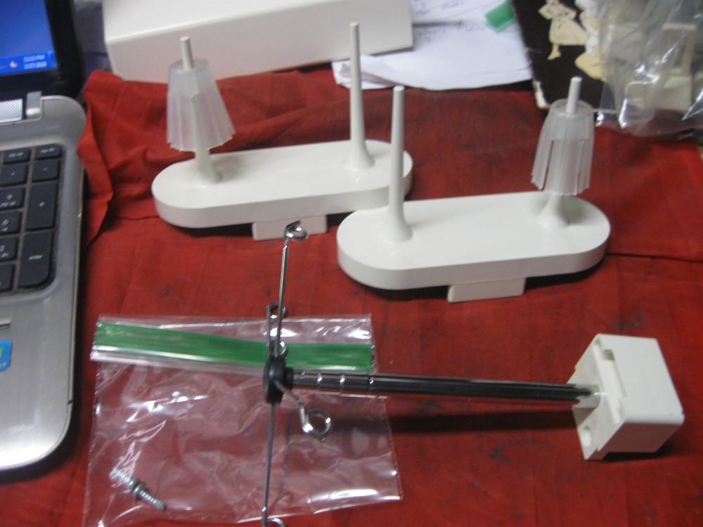 WHITE-34 SERGER Sewing Machine 4 Thread Spool Rack Vintage