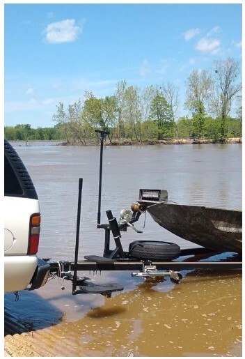 DuraDuty Swing and Step Boat Trailer step (Single step only)