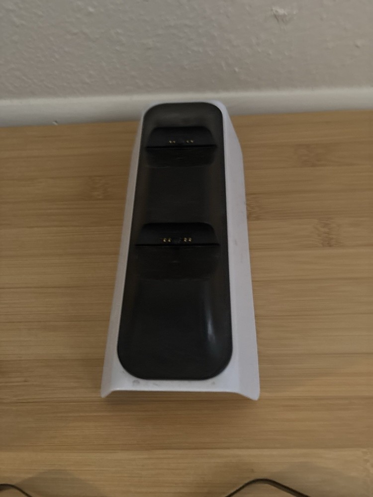 Sony PS5 Bundle, 2 Controllers, Charging Dock & Game Drive