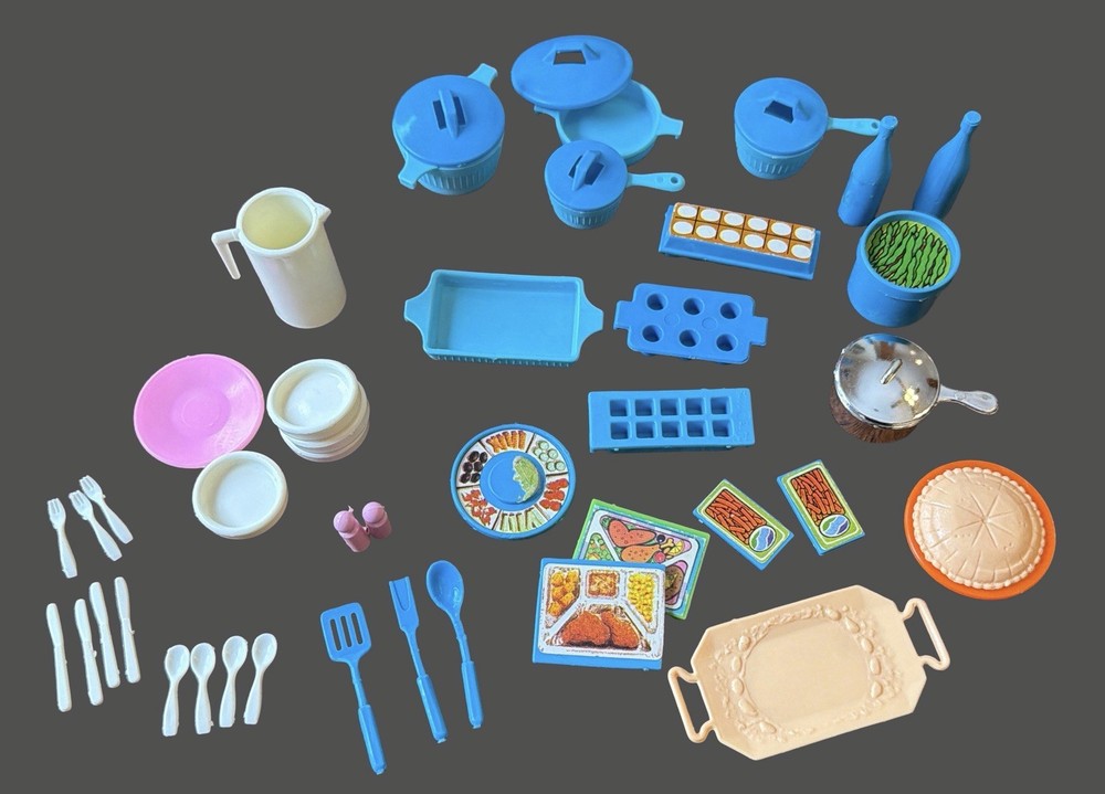 Barbie 1984 Vintage Kitchen