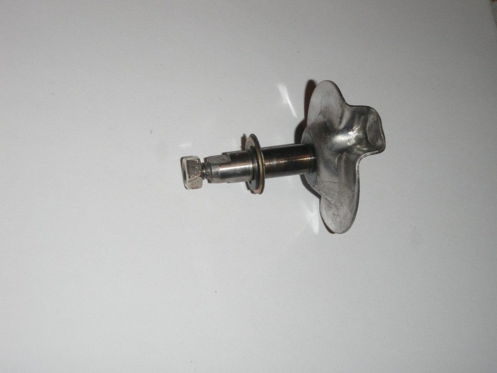 Rotary Drive Coupling for Breadman Bread Maker TR2500BC (Fits 3-Rivet Version)