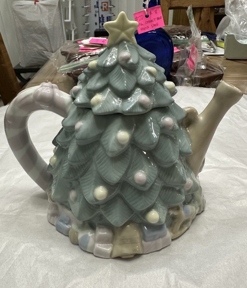 Christmas Tree Tea Pot By Lennox
