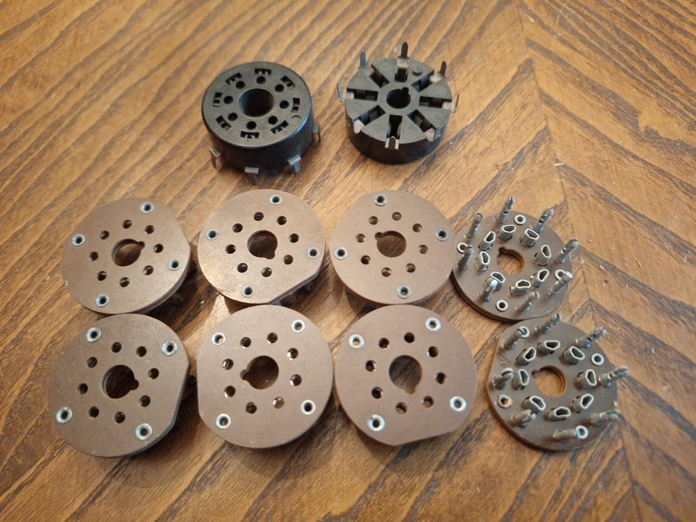 8 PIN OCTAL SOCKET PC MOUNT TUBE AMPLIFIER NOS 10pcs