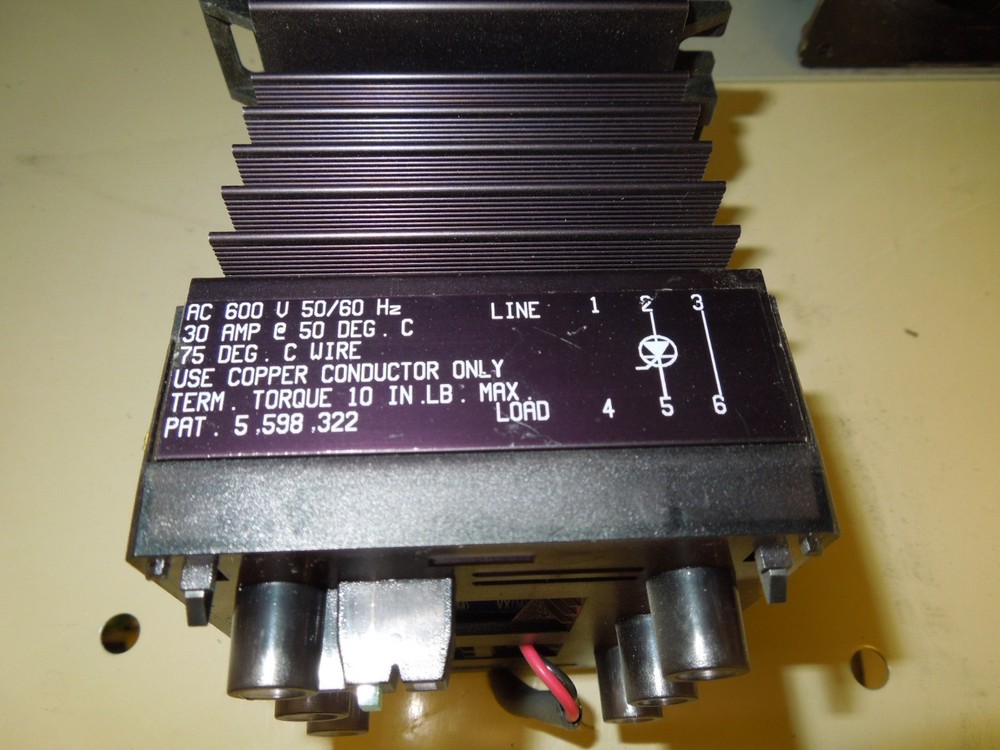 Watlow DB1V-3060-F000 Din-A-Mite Solid State Power Control Used