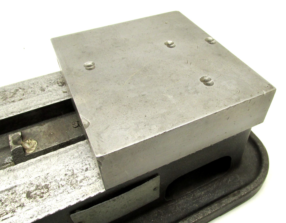 KURT ANGLOCK 6" MILLING MACHINE VISE - #D60