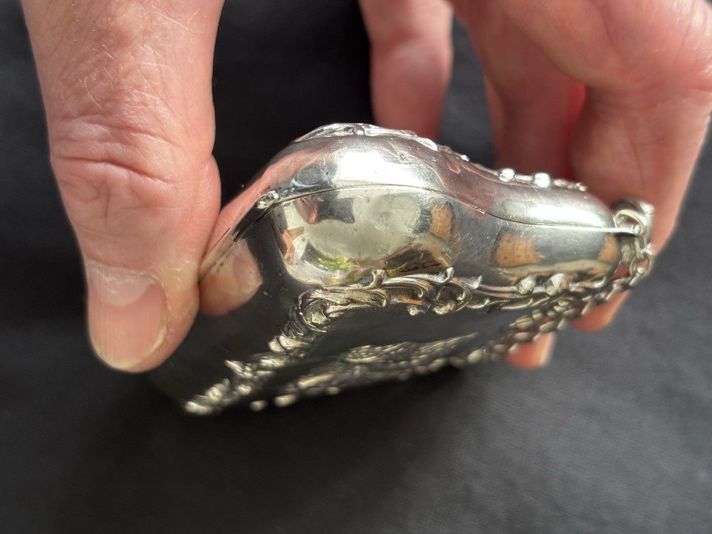 Reynolds Angels Solid Silver Purse, Henry Matthews 1904.
