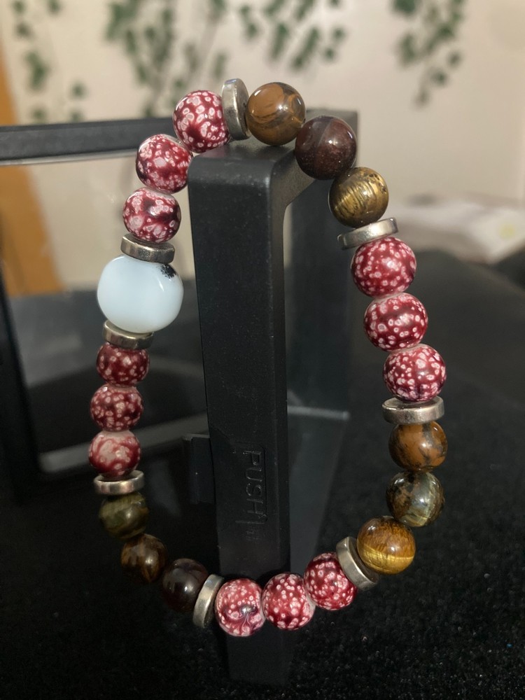 Unisex handmade beaded bracelet