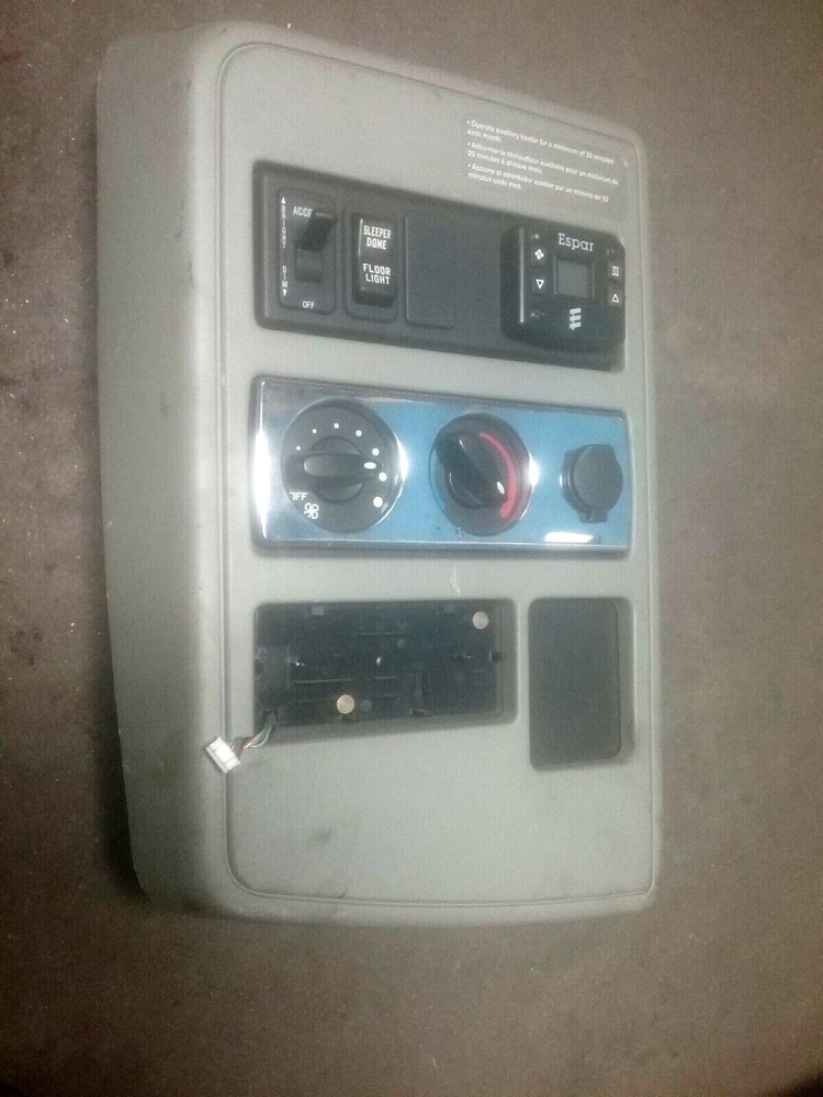 INTERNATIONAL  SLEEPER CONTROL  PANEL XS546535