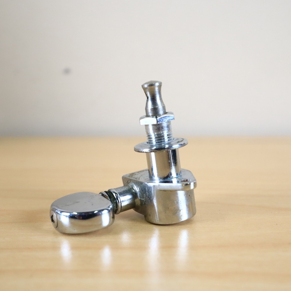 (1) Grover Rotomatic Tuning Peg Bass Side