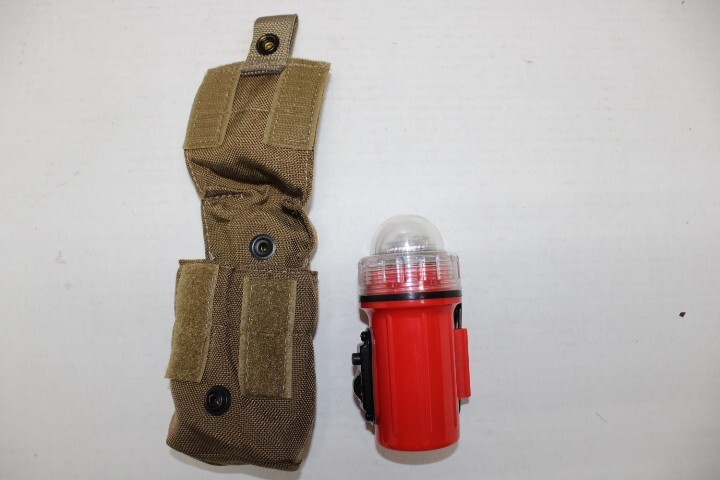Emergency DISTRESS MARKER STROBE LIGHT New D cell with TK Pouch Set