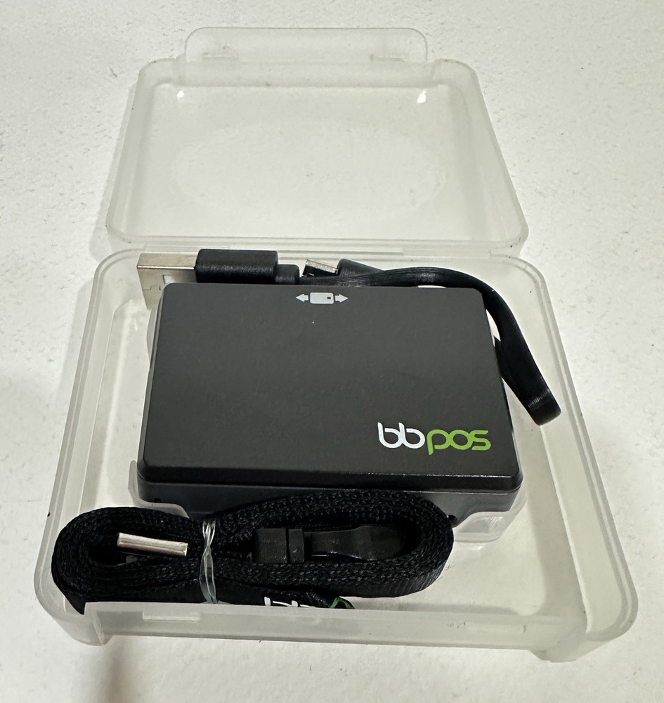 New BBPOS Chipper  Bluetooth Card Reader 2AB7X  Black w/ Case Cord Strap
