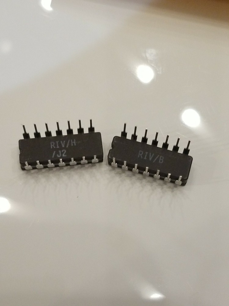 LM139AJ / DIP / 2/ PIECES (qzty)