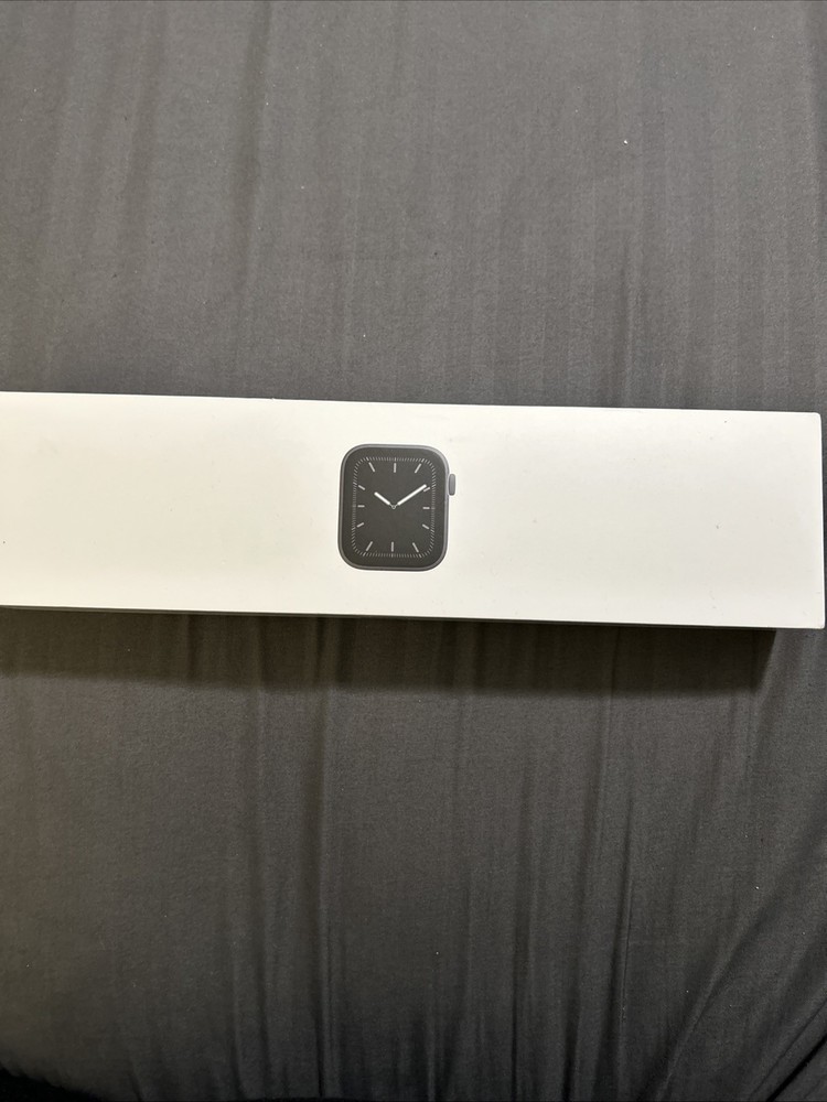 Apple Watch 44 mm Series 5 EMPTY BOX ONLY