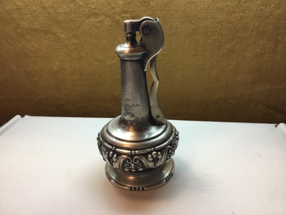 Vintage Ronson Decanter Silver Plated Table Lighter