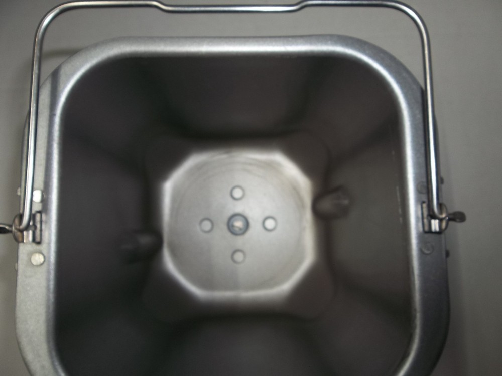 Oster-Sunbeam Bread Maker Pan Paddle For 5814