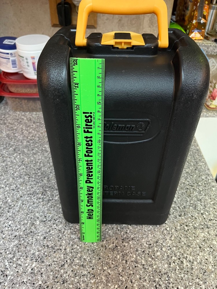 coleman propane lantern with case