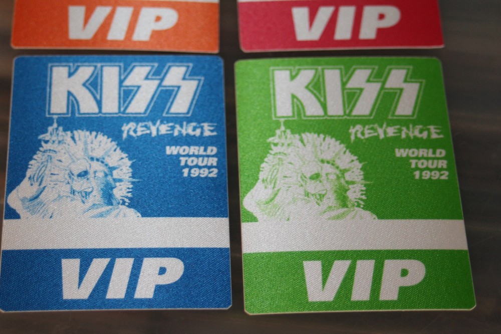 KISS - 4x Backstage Pass #14 - FREE SHIPPING -