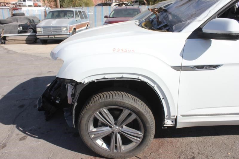 Camera/Projector Camera Front Windshield Mounted Fits 18 ATLAS 582312