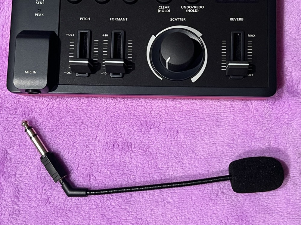 Roland AIRA Compact E-4 Voice Tweaker - MINT - FREE Shipping, Case, Knobs, & Mic