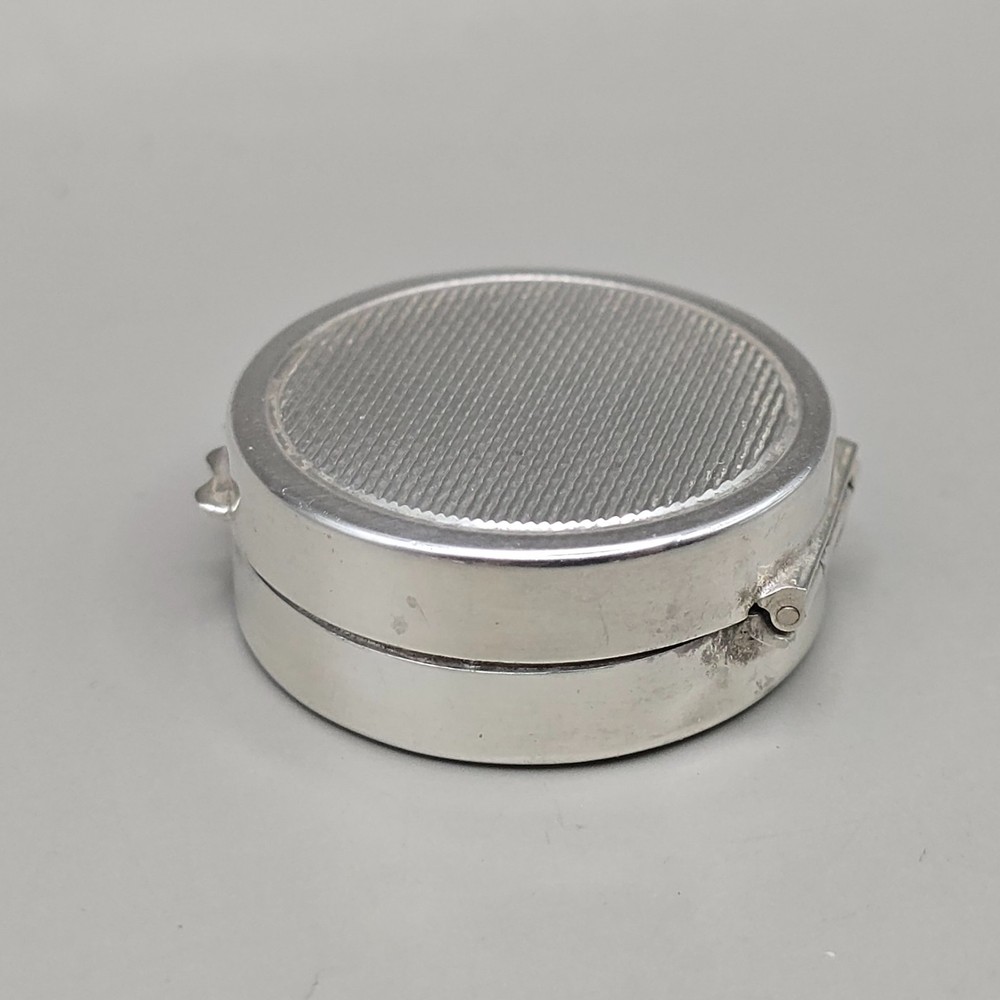Vintage 800 Silver Engine Turned Snuff/Pill Box