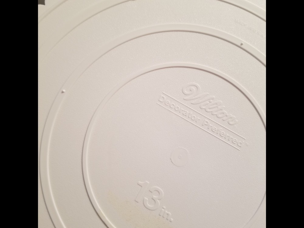 Wilton 13" round tier plate 