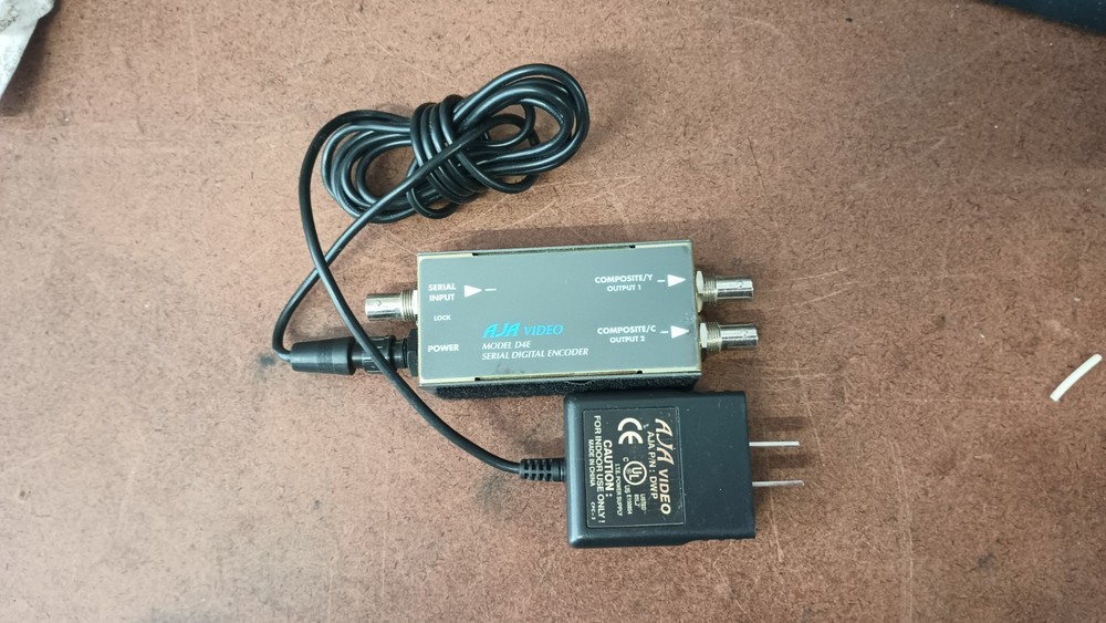AJA video D4E serial digital converter