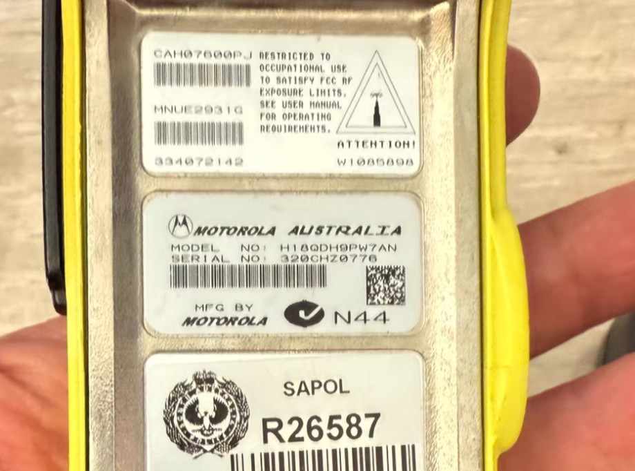 1pcs MOTOROLA XTS5000, 380-470 frequency